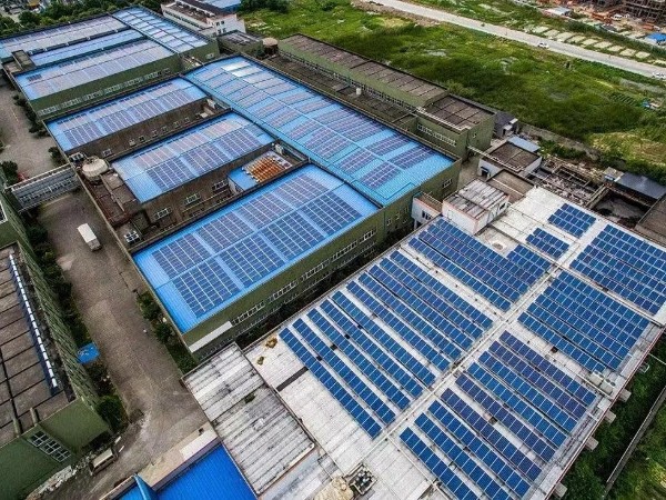 工廠屋頂建設(shè)光伏有什么好處？什么模式最好？